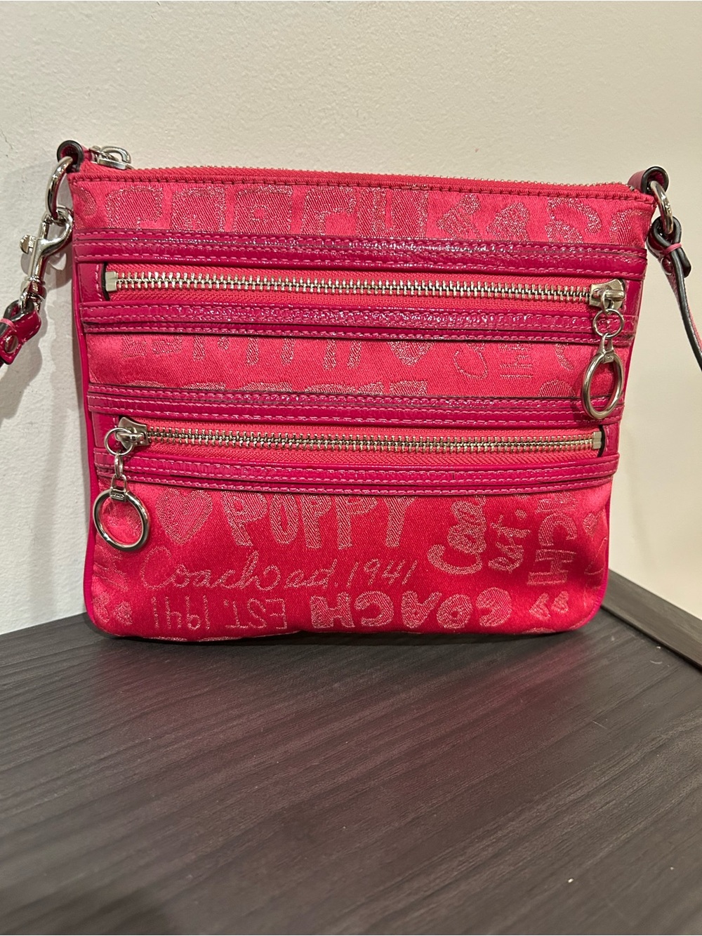Coach Poppy Story Patch Crossbody bag EUC - Picture 4 of 11
